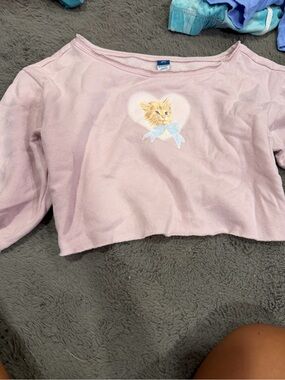 Old Navy Light Pink Long-Sleeve Tee with Kitten Heart Graphic